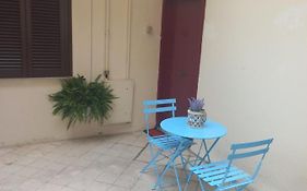 Monolocale Suite Con Terrazzino